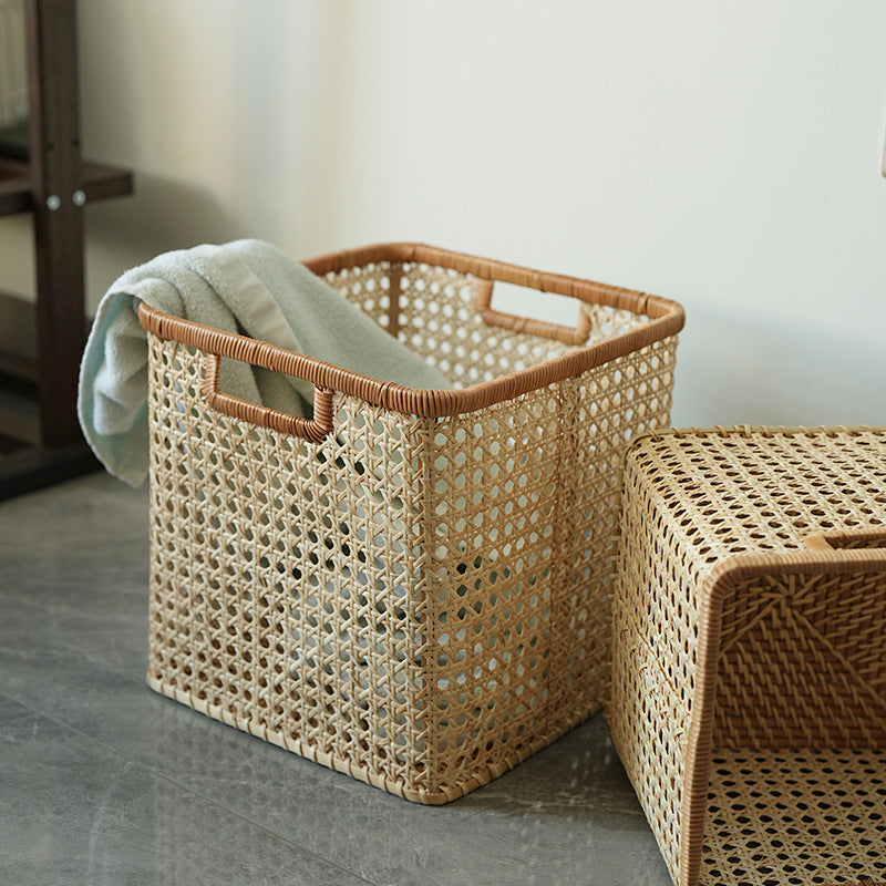 Stylish and practical waste bin Kalsten