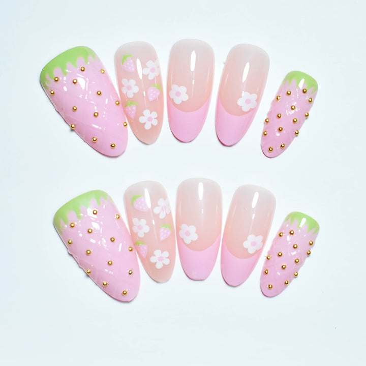 Artistic Kiss-Themed Press-On Nail Art Kalsten