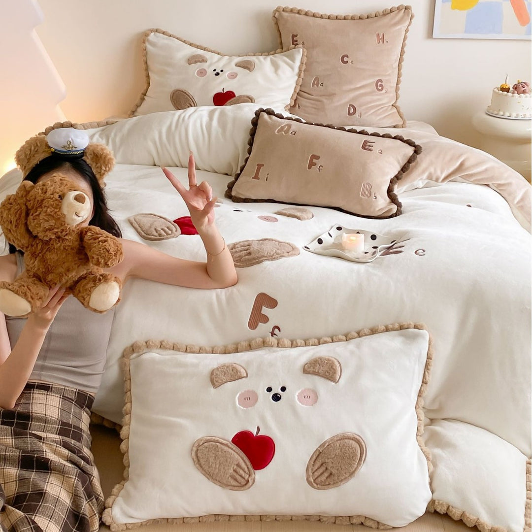 Kids Bedding Set with Plush Puppy, Vichy Check and Pom-Pom Trim