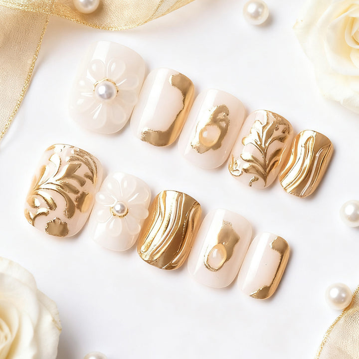 Elegant Press-On Nail Art Set with Gold Detailing Kalsten