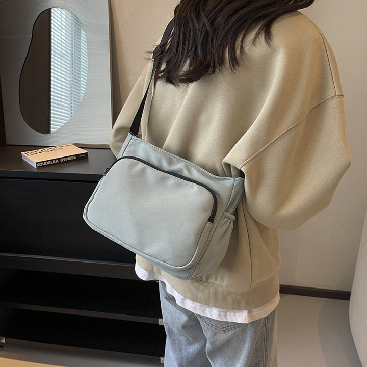 Practical shoulder bag with versatile storage compartments Kalsten