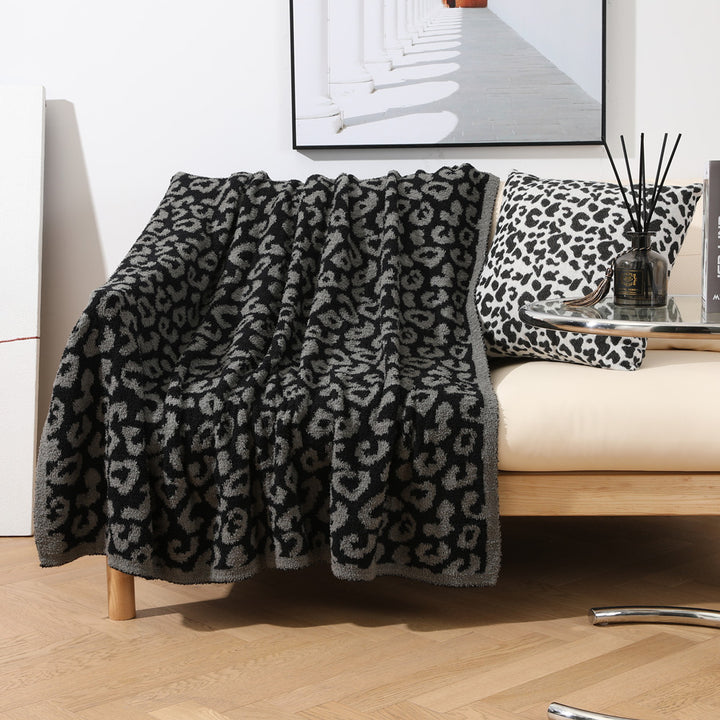 Luxury Leopard Print Throw Kalsten