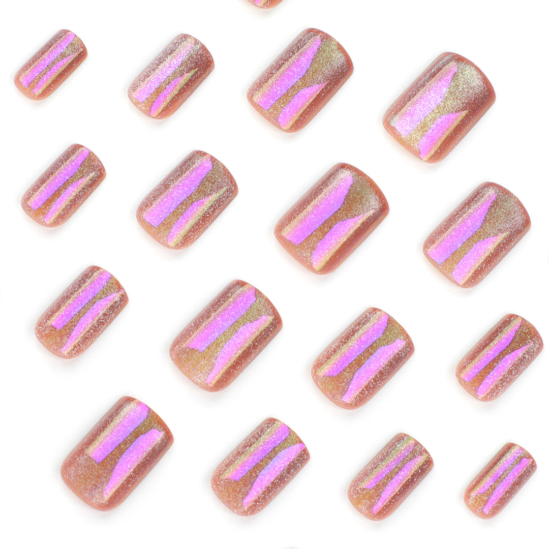 Artful Nail Art with Shimmering Gradient Kalsten