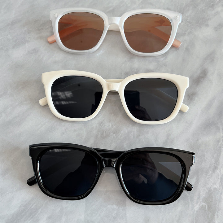 Women’s fashionable square sunglasses with UV protection filter and sturdy frame Kalsten