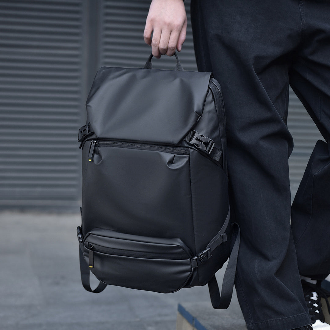 Versatile Urban Waterproof Rucksack Kalsten