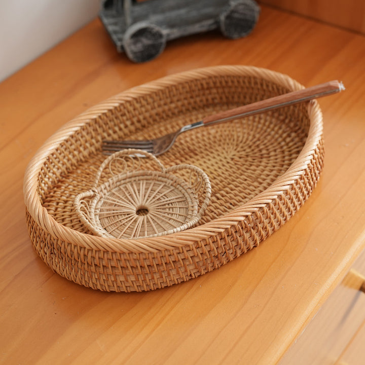 Women's oval decorative basket made of woven natural material Kalsten