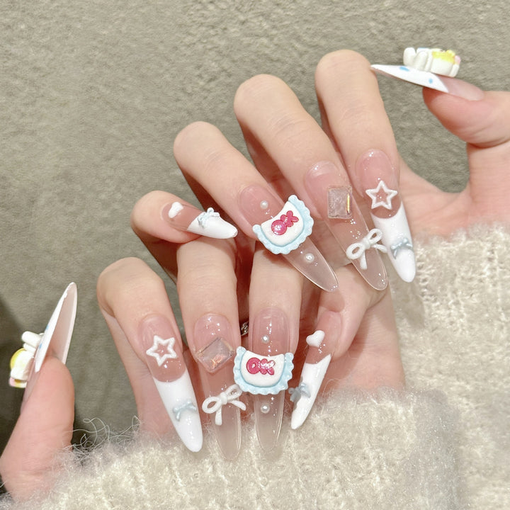Artistic Press-On Nail Art Set with Unique Embellishments