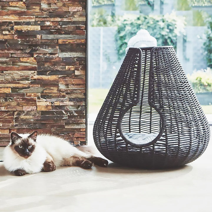 Cat cave made of handcrafted natural material Kalsten