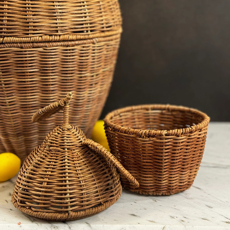 Playful fruit basket with lid Kalsten