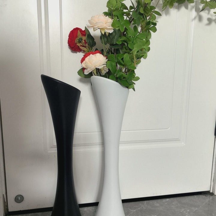 Contemporary Sculpted Vase Kalsten