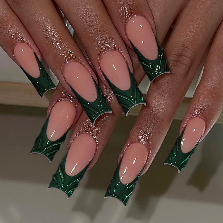 Artful Nail Art with Green Accents Kalsten