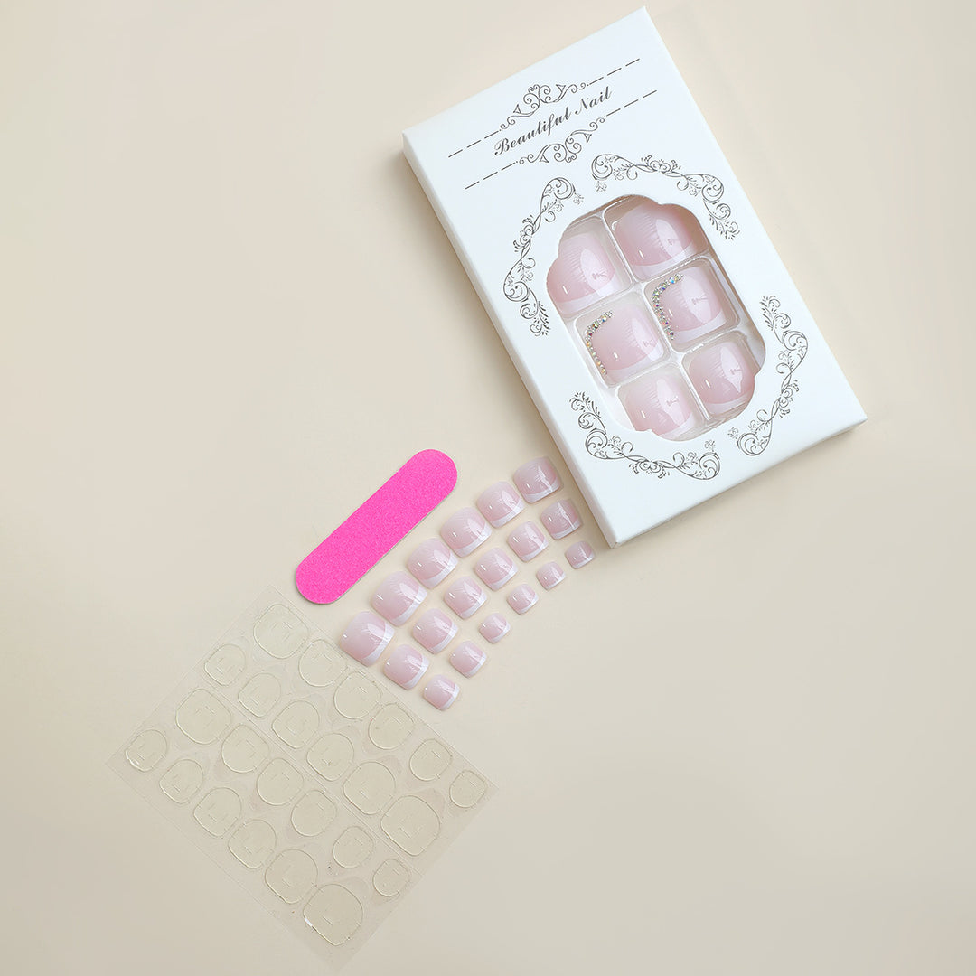 Premium Press-On Nail Set with Elegant Design Elements Kalsten