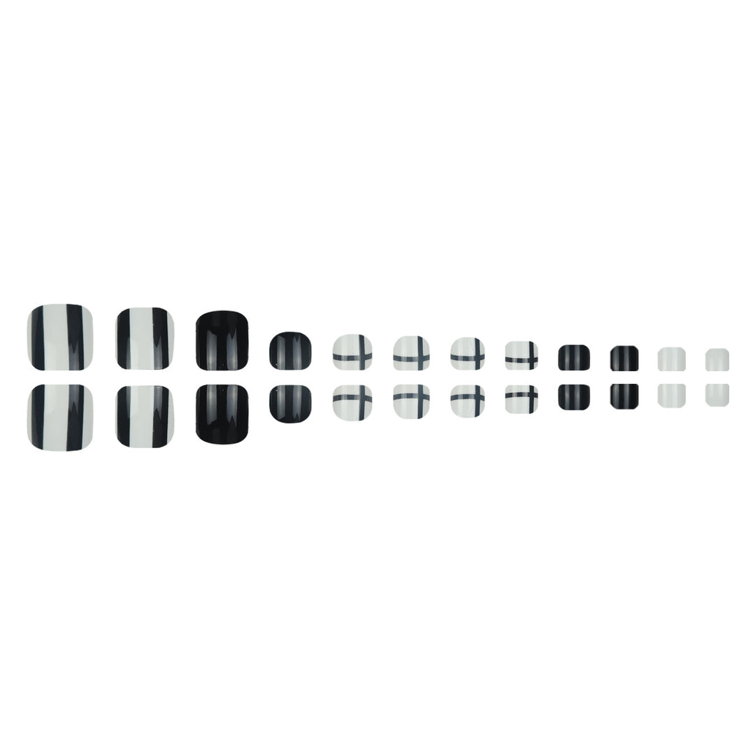 Artistic Geometric Nail Art Kalsten