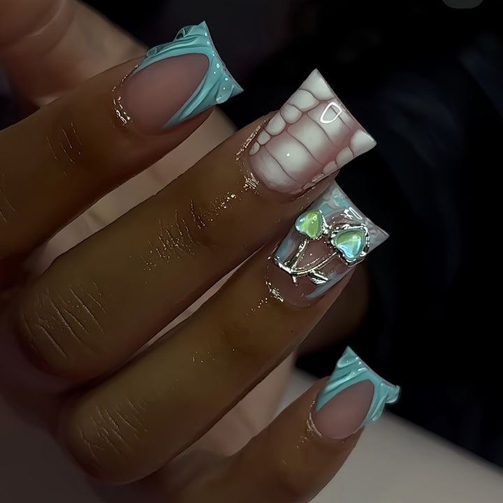 Artistic Nail Art Kalsten