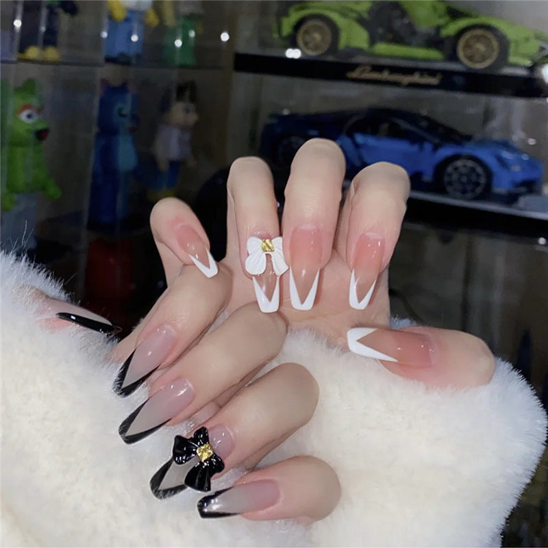 Creative Floral Accent Press-On Nail Set