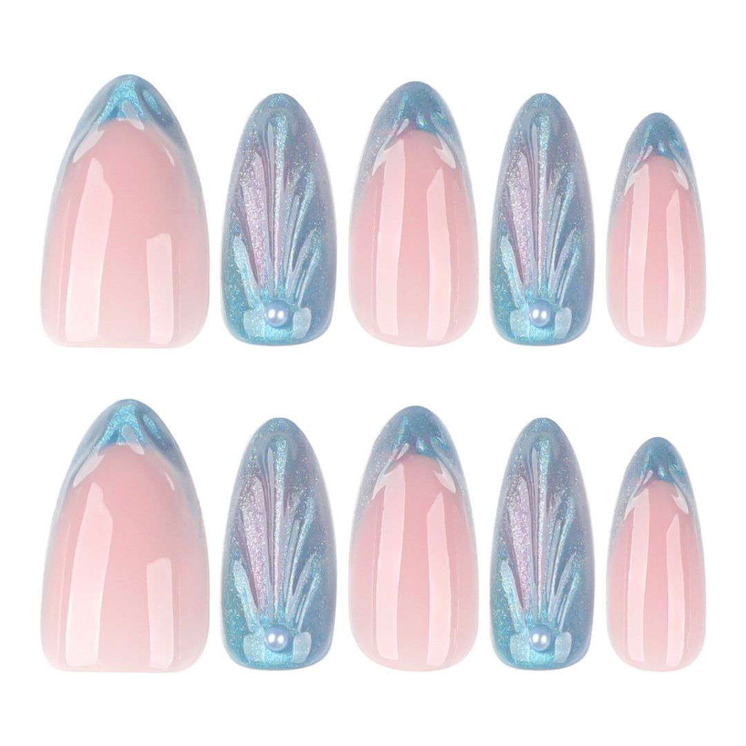 Artful Nail Art with Holographic Accents Kalsten