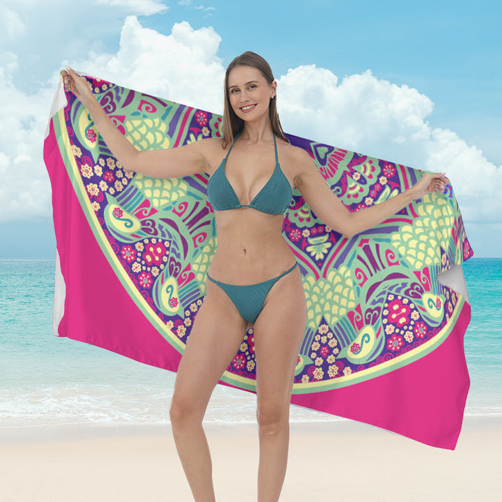 Beach towel with vibrant tropical plant motif Kalsten