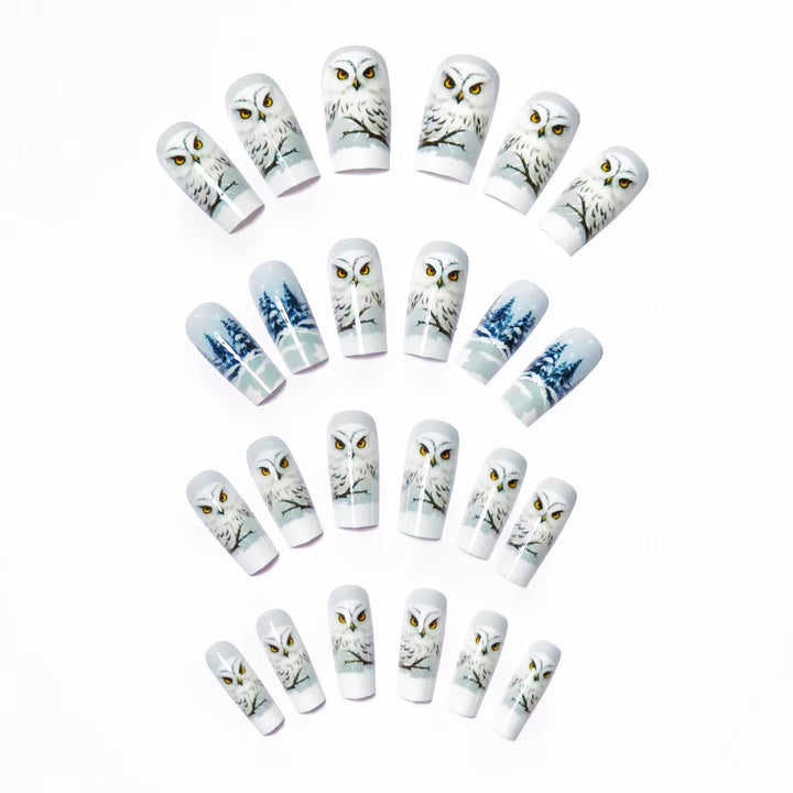 Snowy Owl-Inspired Holiday Nail Art Kalsten
