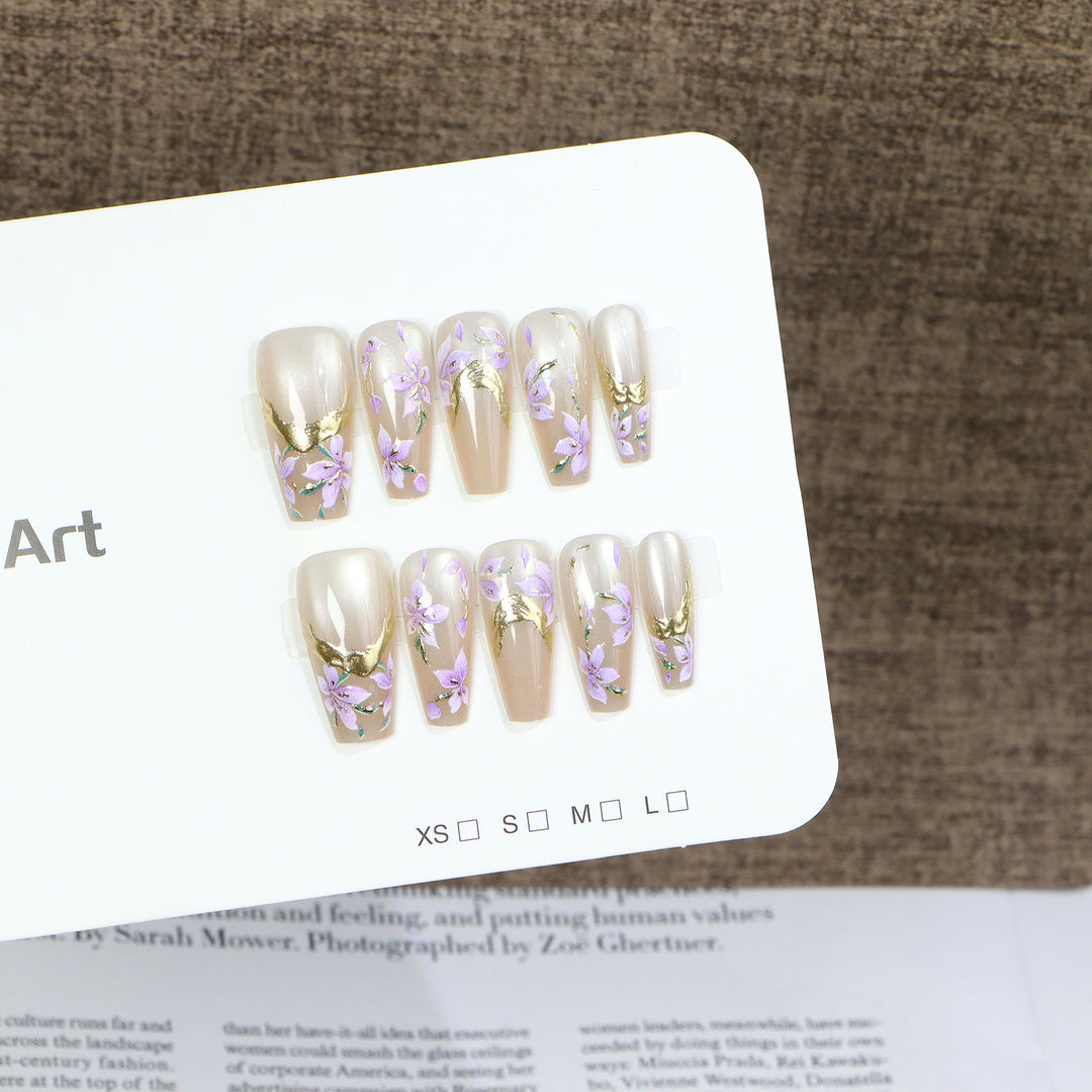 Elegant Floral Press-On Nail Set Kalsten