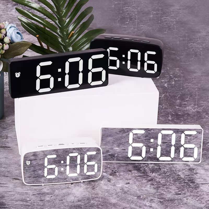Digital alarm clock with large LED display Kalsten