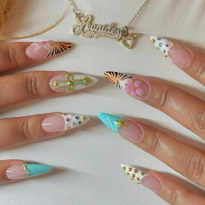 Themed Press-On Nail Art Set Kalsten