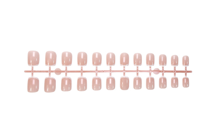 Artificial nails with elegant French tip Kalsten