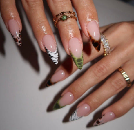 Glamorous artificial nail set with sparkling rhinestone embellishments and creative animal designs Kalsten