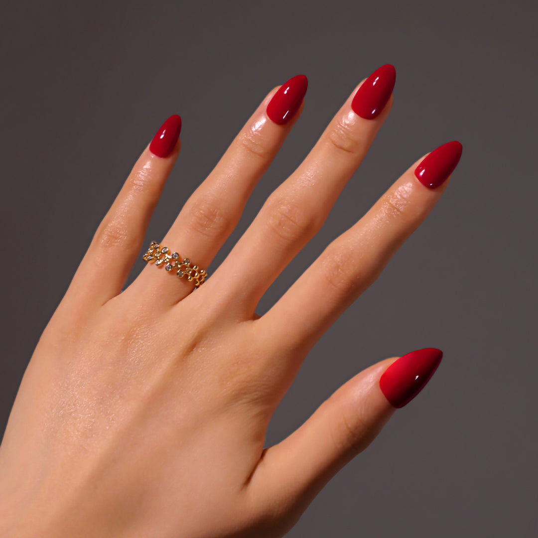 Beautiful Press-On Nails in elegant design Kalsten