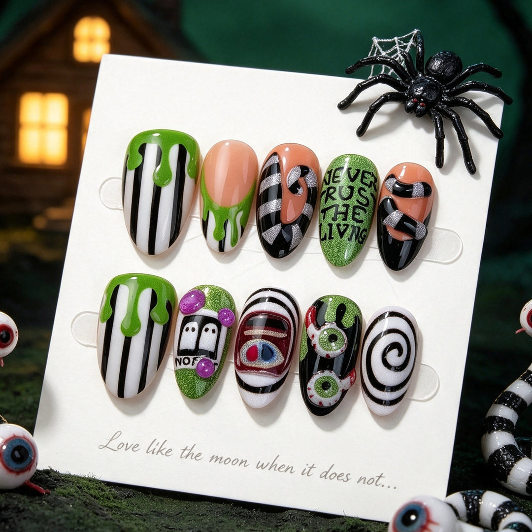 Spooky Themed Press-On Nail Art Set