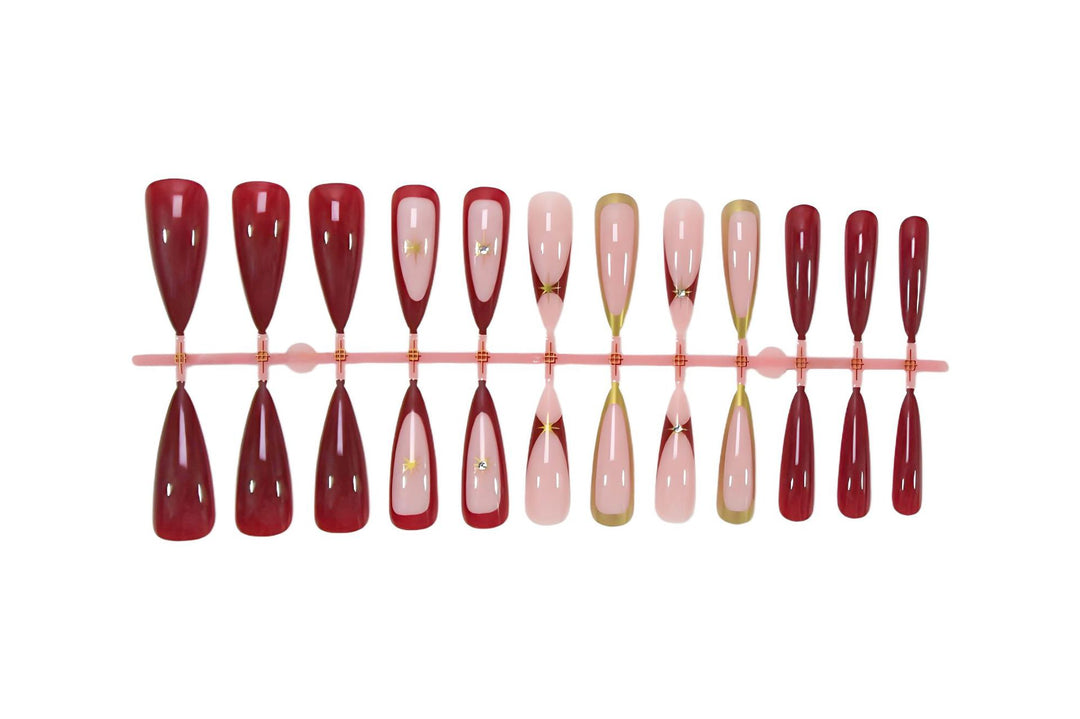 Art nail set with elegant tips and glamorous details Kalsten