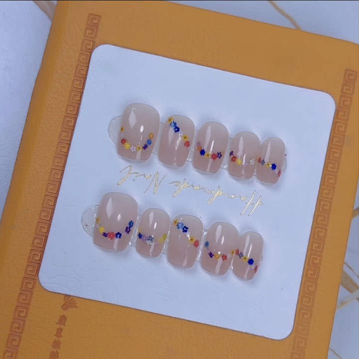 Unique Design Press-On Nail Set Kalsten