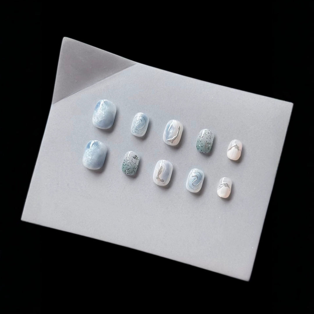 Artistic Press-On Nail Art Set with Ocean-Inspired Design