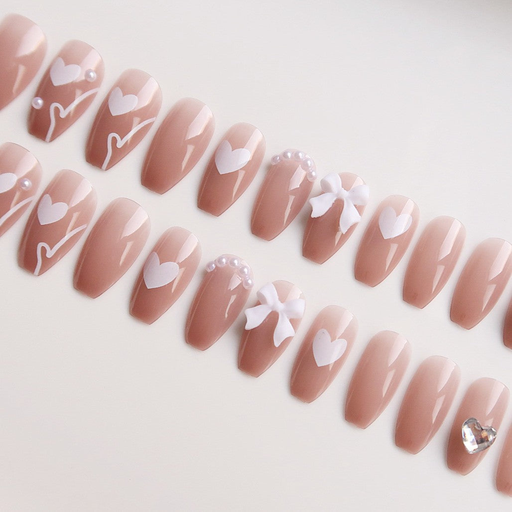 Elegant Artistic Press-On Nails Set