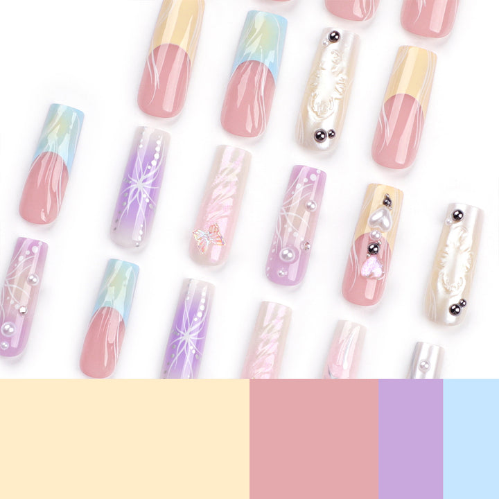 Artful nail art with 3D details and glitter accents Kalsten