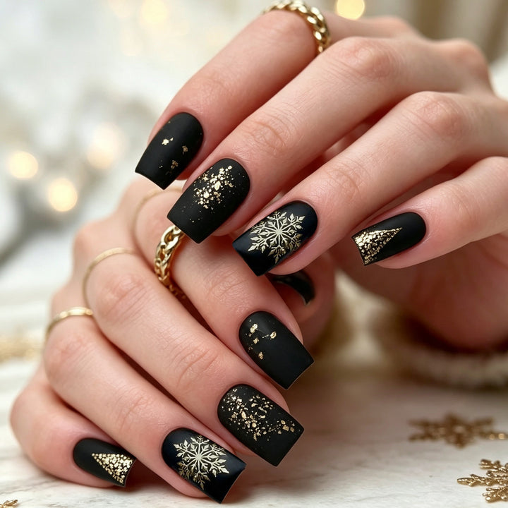 Festive Winter-Themed Acrylic Nail Extensions Kalsten