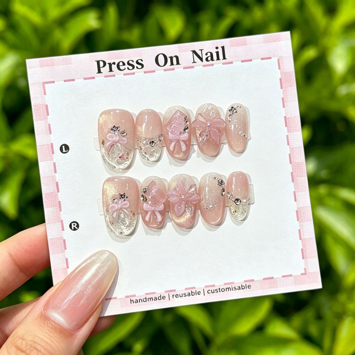 Artistic Press-On Nail Set with Tropical and Floral Accents