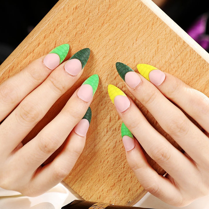 Creative artificial nails with trendy geometric design Kalsten