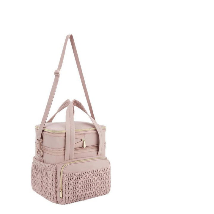 Insulated picnic bag with multi-layered interior compartment and practical carrying system Kalsten