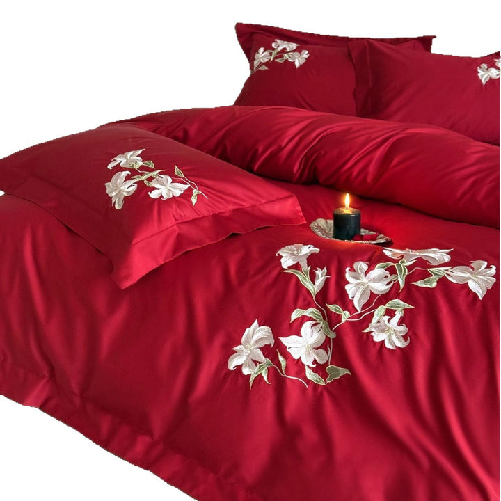 Embroidered cotton satin bedding set with floral appliqué embroidery and Oxford pillowcases