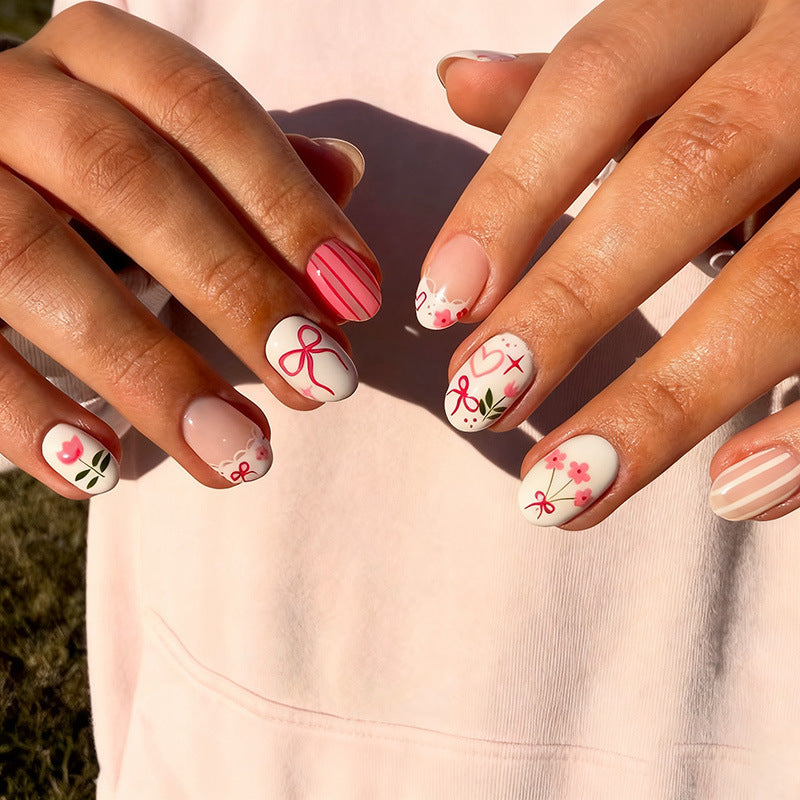 Halloween Nail Art Set with Creative Designs and Sparkling Details Kalsten
