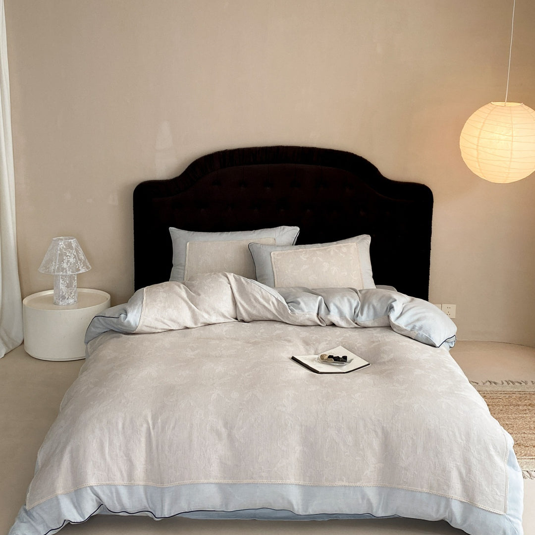 Luxurious linen bedding set with fine piping