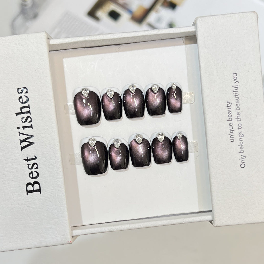 Elegant Gel Press-On Nail Set with Rhinestone Details Kalsten