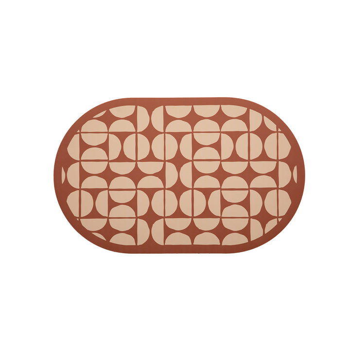 Oval wipeable placemat with embossed tulip pattern and non-slip underside Kalsten