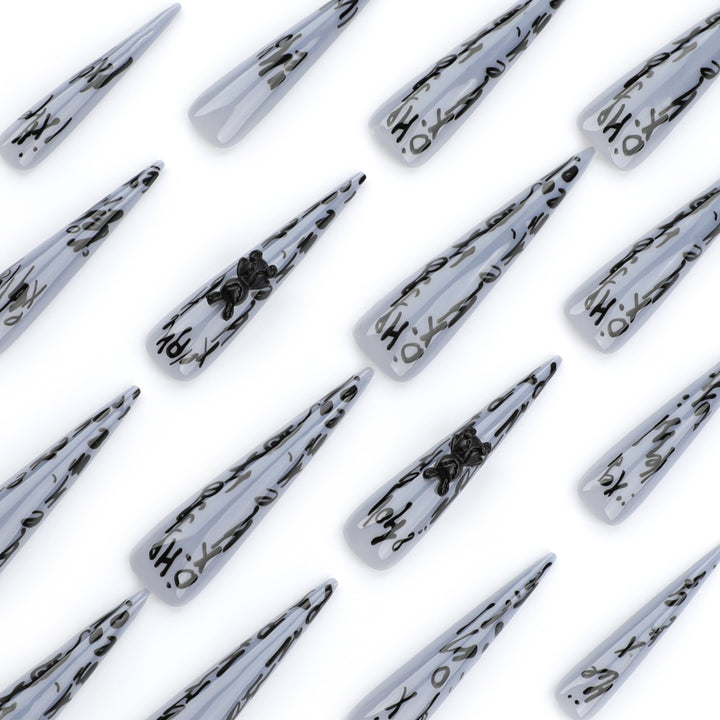 Glamorous long lace nails Kalsten