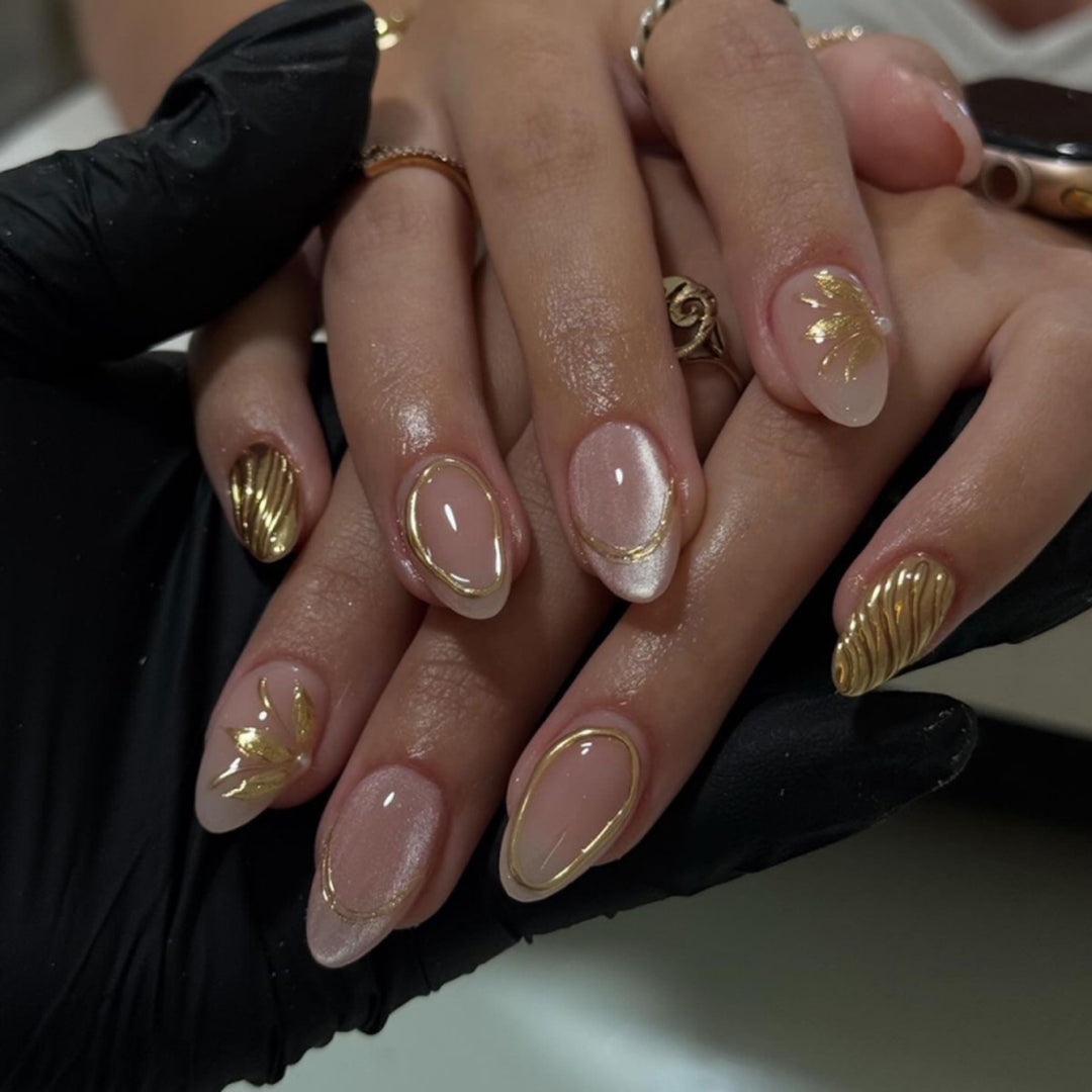 Glamorous stiletto nails with elegant star design Kalsten