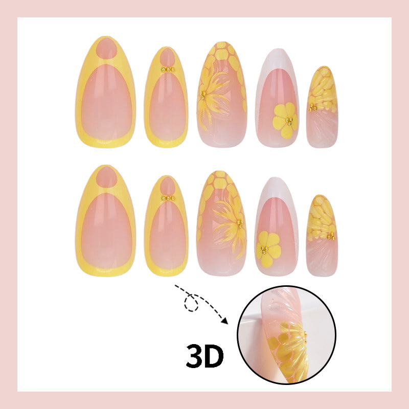 Nail art set with playful flower decorations Kalsten