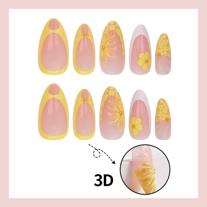 Nail art set with playful flower decorations Kalsten