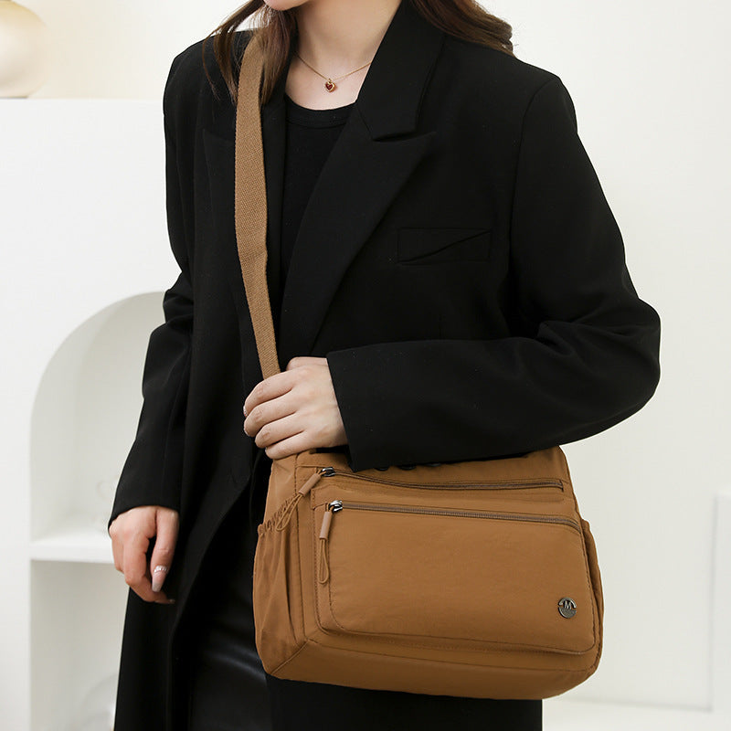 WoMulti-Pocket Crossbody Satchel