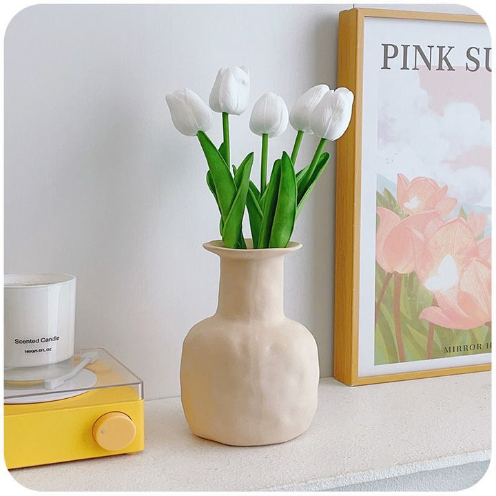 Realistic Decorative Tulip Flower Arrangement