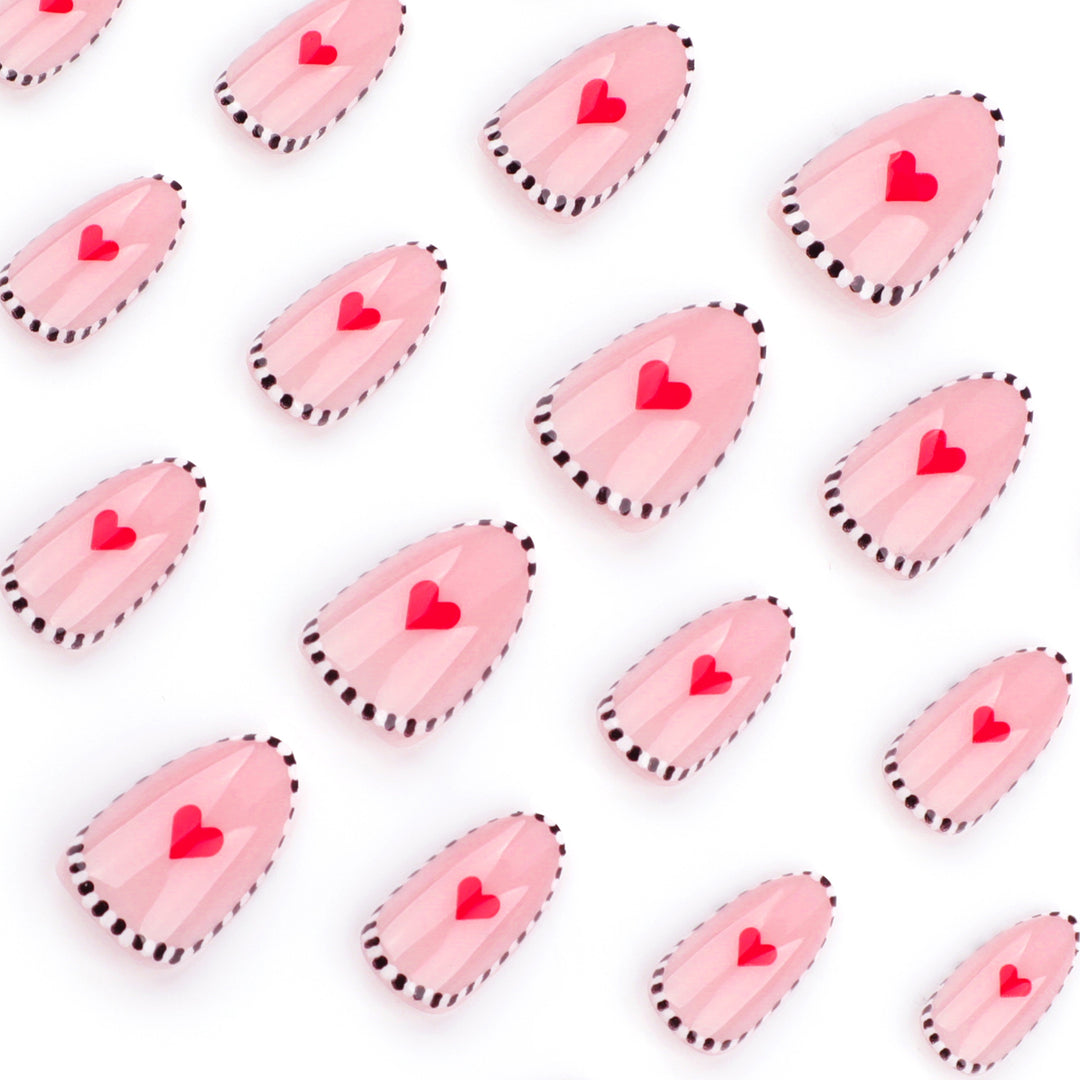 Artful Nail Art in Romantic Heart Design Kalsten